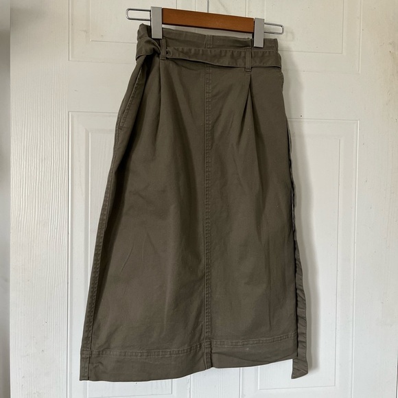 Uniqlo Olive Green Cargo Waist tie Pencil Skirt - Picture 1 of 8